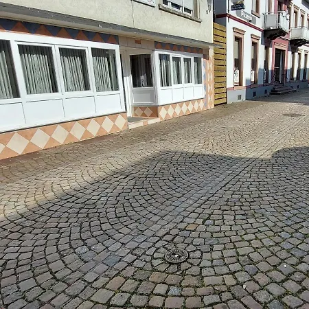 Dina Haslach im Kinzigtal